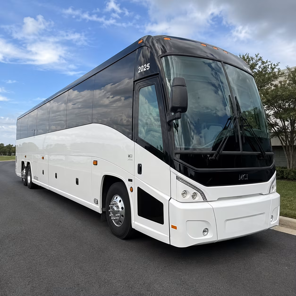 choosing the right bus for gonzaga games concerts and arena events